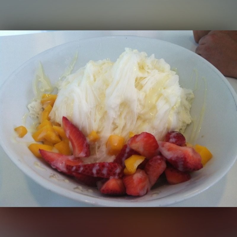 Vanilla snow Ice (Treat Tea & Ice)