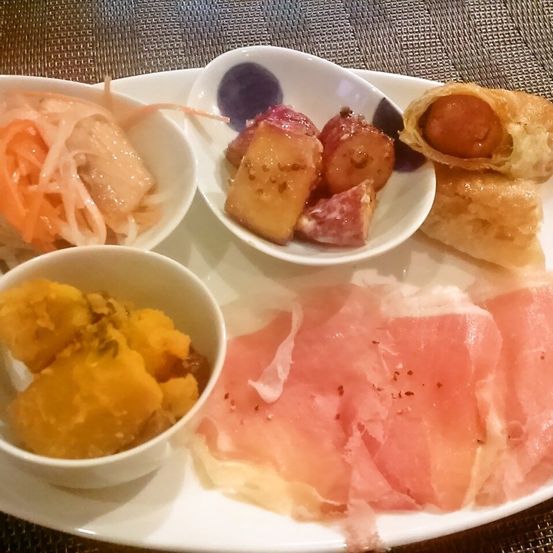 前菜セット(淡路牛とワイン パパーレ（Papale） 御影)