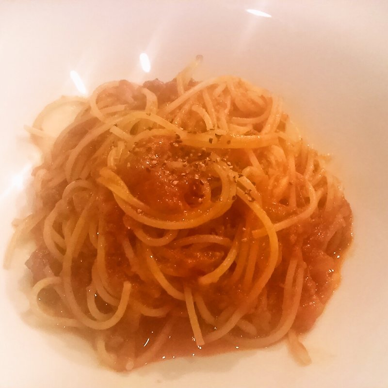 ラグーパスタ（ミートソース）(淡路牛とワイン パパーレ（Papale） 御影)