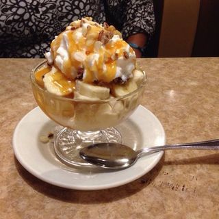 Banana ice cream desert(Brownstone Diner )