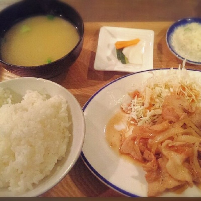 生姜焼き定食(IZAKAYA MEW)