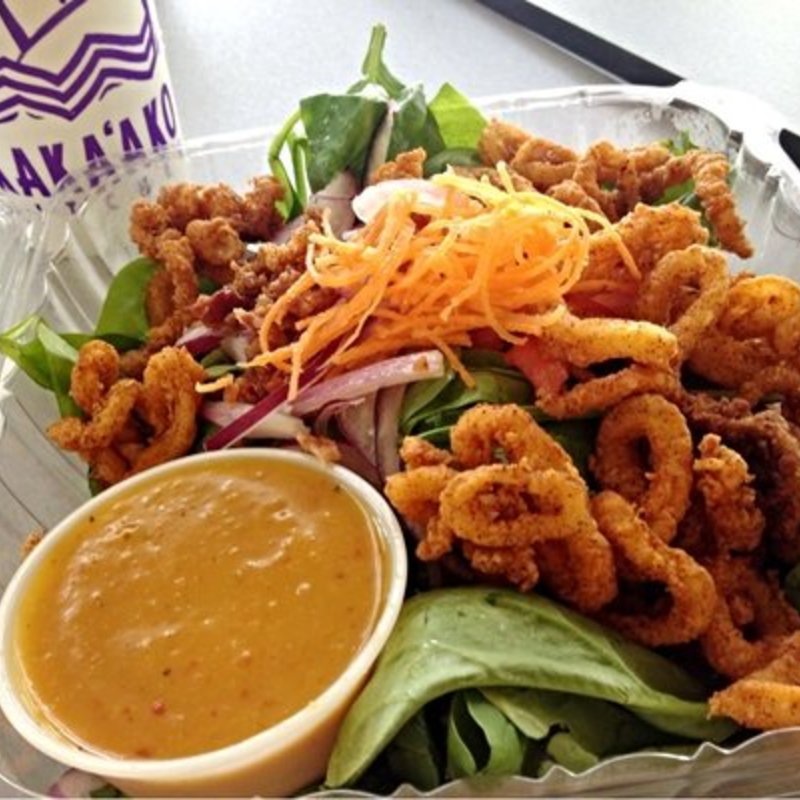 Spinach & calamari salad(Kakaako Kitchen)