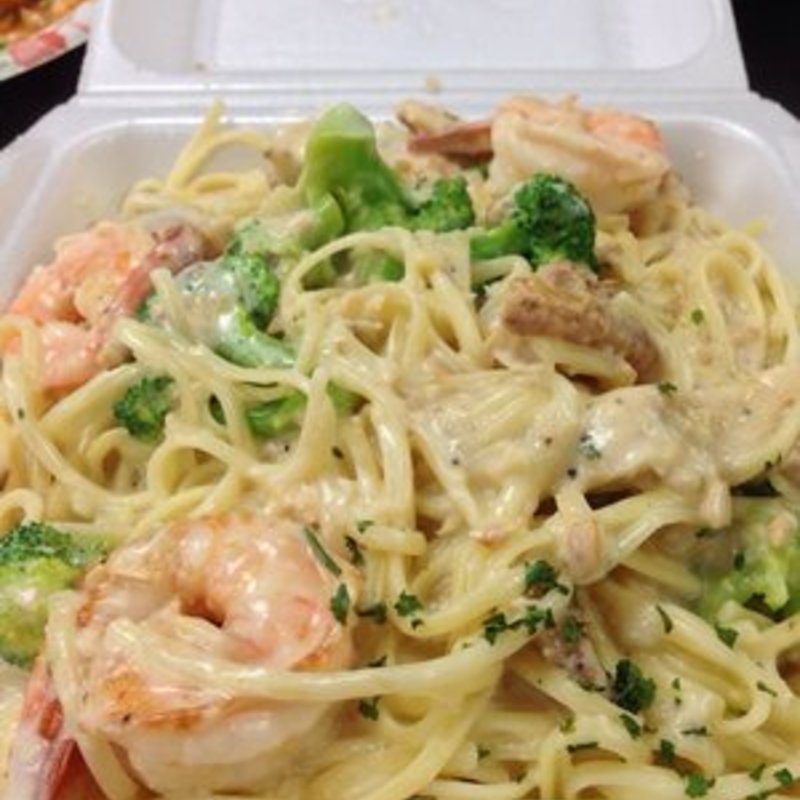 Chicken and shrimp fettuccini(Win-Spuntino)