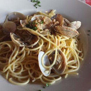 Fresh claim pasta(Auntie Pasto’s)