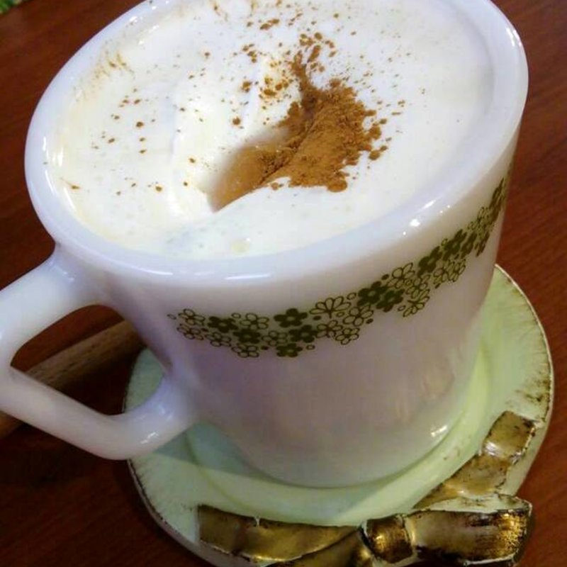 アップルシナモンロイヤルミルクティ(cafe太陽ノ塔 GREEN WEST店)