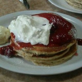 Berry sour pancakes(Brownstone Diner )