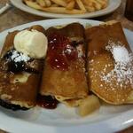 Pancake rolls (blueberry, strawberry and apple)(Brownstone Diner )