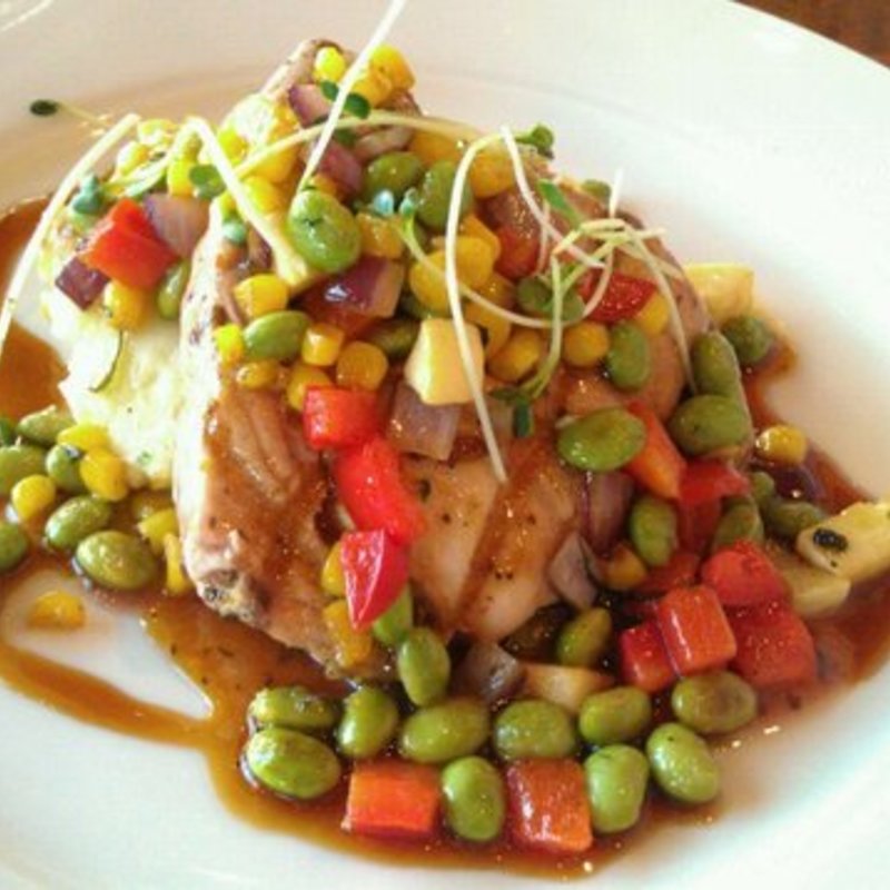 Fire grilled ahi with wasabi mashed potatoes(Kincaid’s)