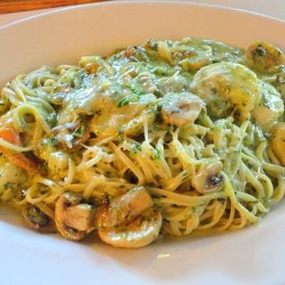Pesto Shrimp & Scallop Linguine(Bravo Restaurant)