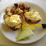 Eggs benedict