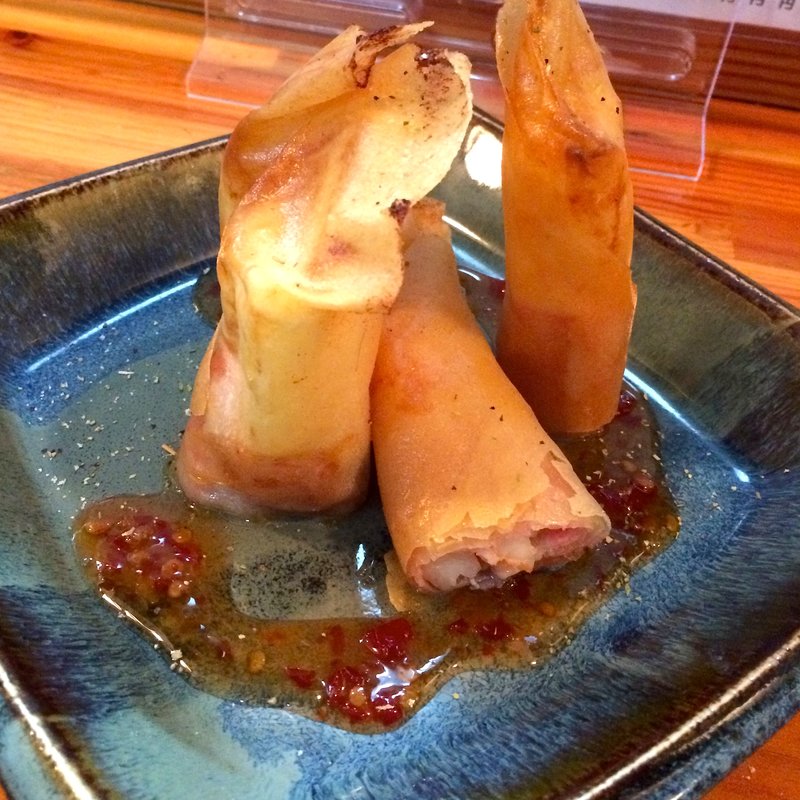 モッツァレラとまぐろの揚げ出し(和食や高はし)