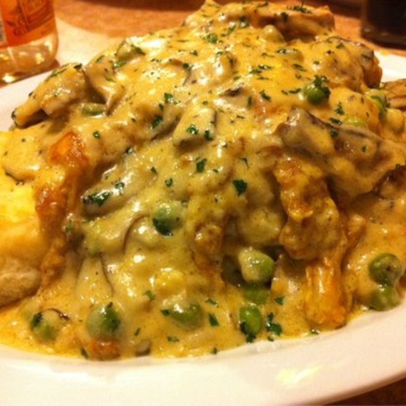 Chicken and biscuits(Brownstone Diner )