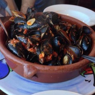 Mussels in tomato and wine sauce(Trattoria La Sorrentina)