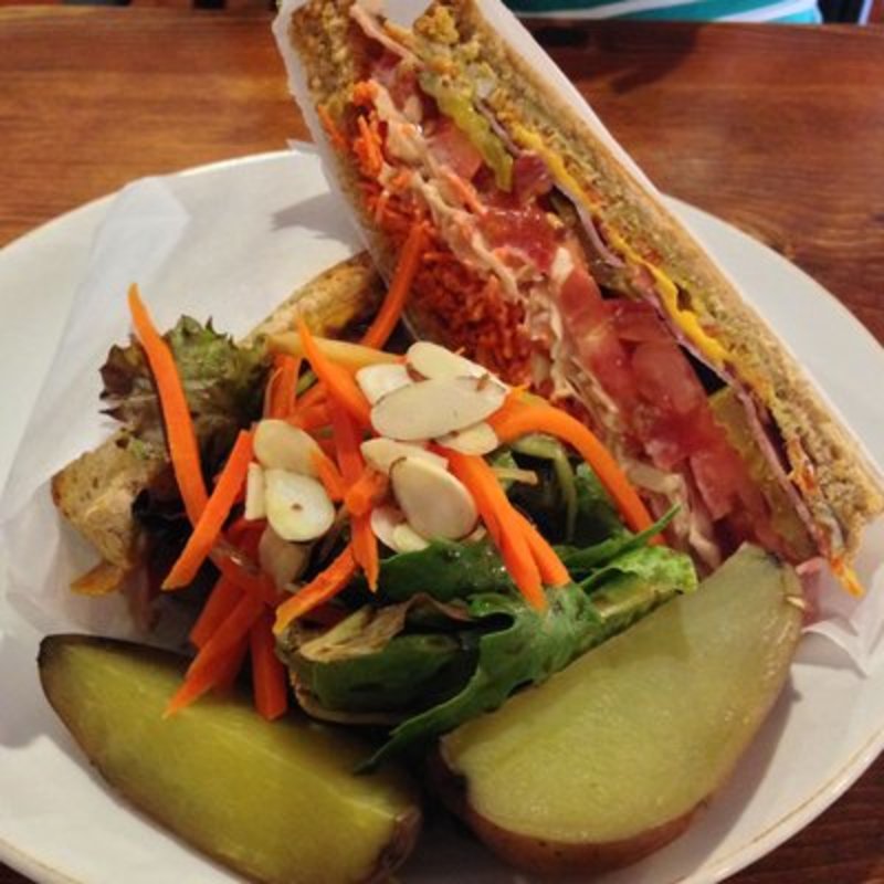 Mixe dTomato Sandwich (Spero Spera)