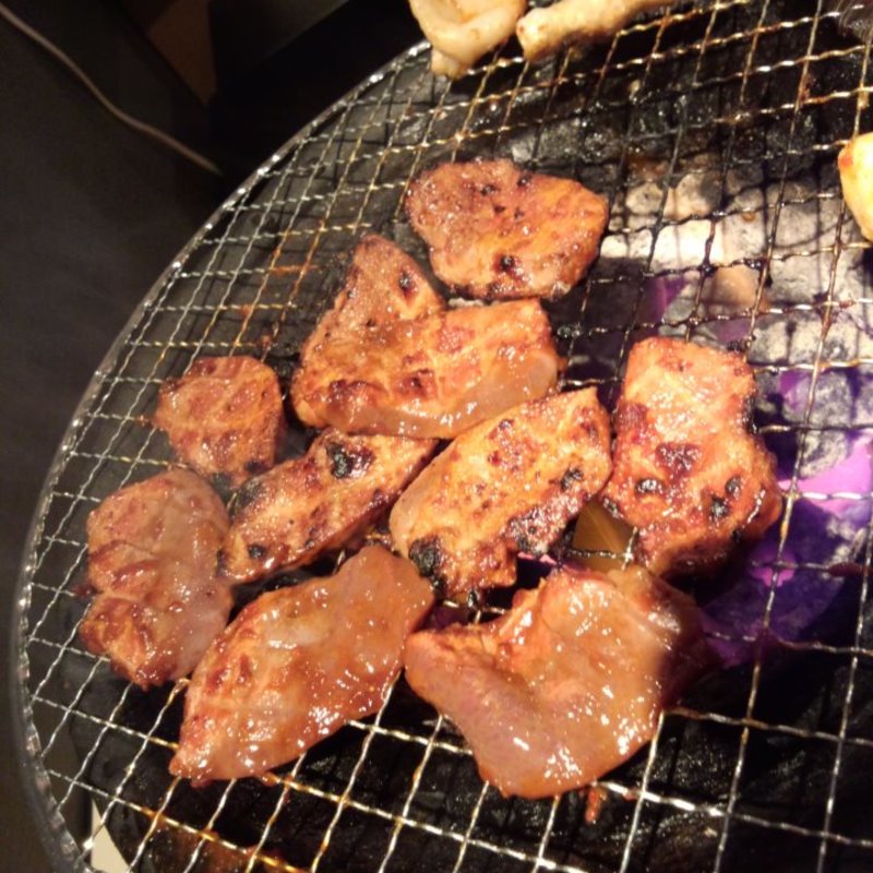 ホルモン(ホルモン専門店　十八番)