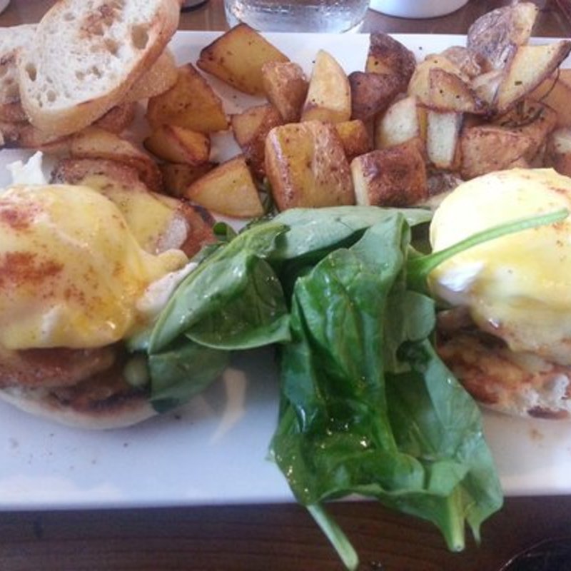 Belly Benedict (The Nook Neighborhood Bistro)