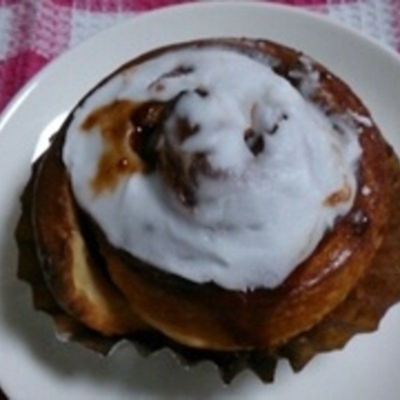 シナモンロール(Cafe Bibliotic Hello! （カフェ ビブリオティック ハロー！）)