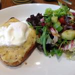 Egg Benedict(The Bull Pen Restaurant)