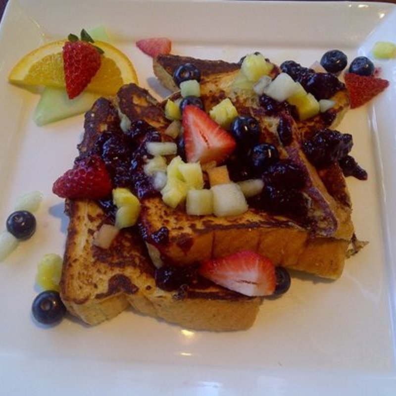 Sweetbread French Toast (Tang　Contemporary Cafe)