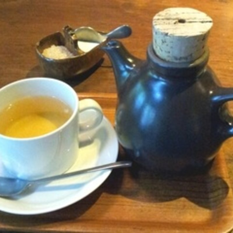 屋久島産の野ぶどう茶(Cafe Bibliotic Hello! （カフェ ビブリオティック ハロー！）)