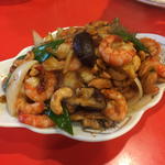 カシューナッツとエビの炒め(中華料理 白龍(ハクリュウ))