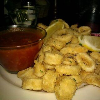 Fried Calamari Appetizer(Trattoria La Sorrentina)