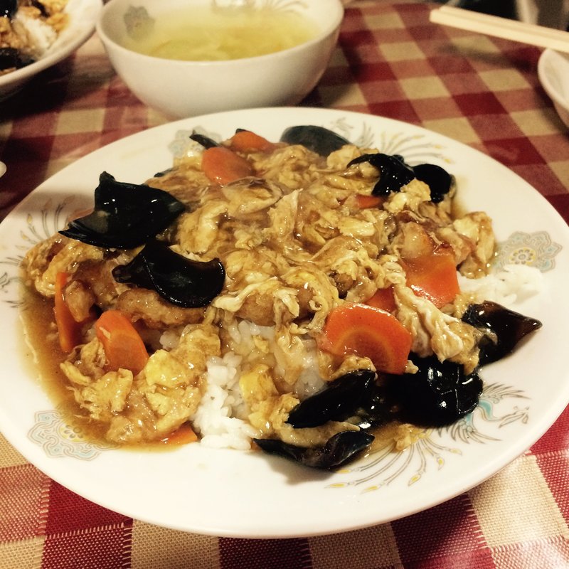 品華丼(中華台湾料理 品華亭)