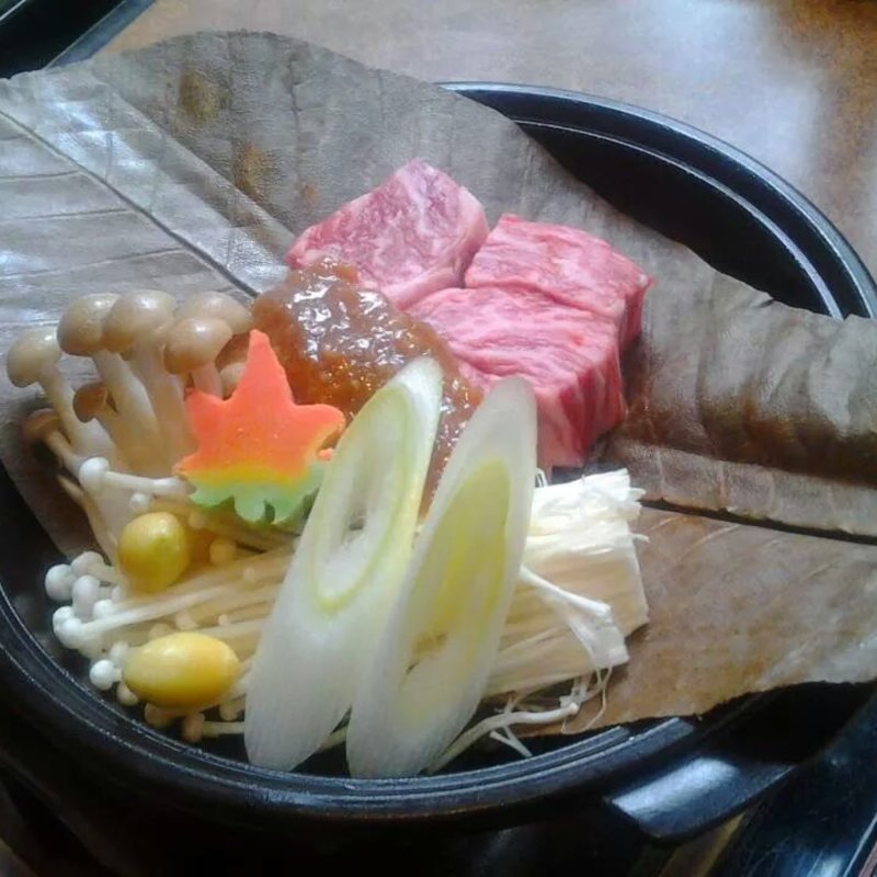 栃木和牛ほお葉焼き(うな源)