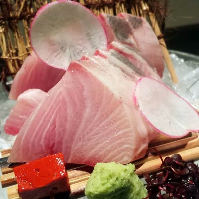 天然ぶり(治兵衛 )