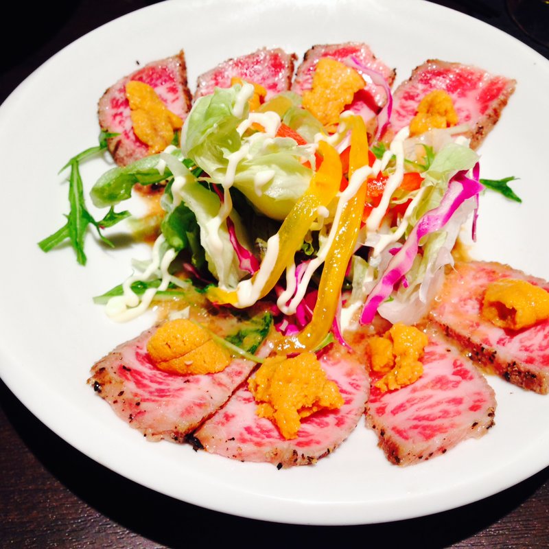 仙台牛と雲丹のカルパッチョ(魚炉 東口原価市場 （トトロ）)