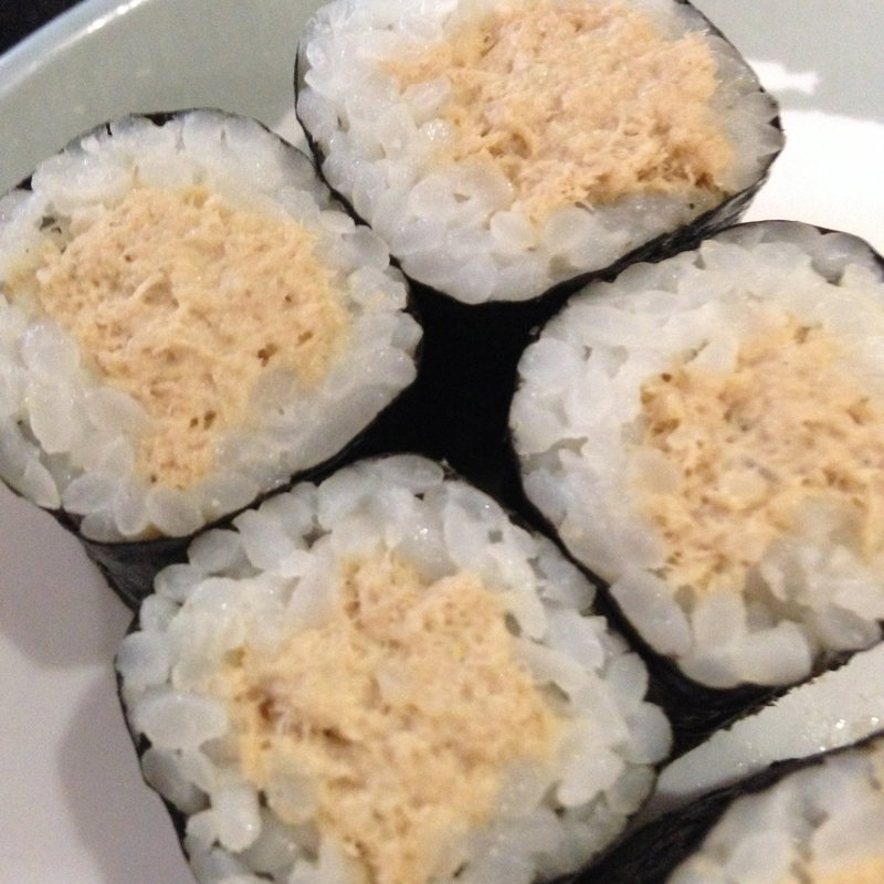 mini roll cooked tuna(SUSHIMI)
