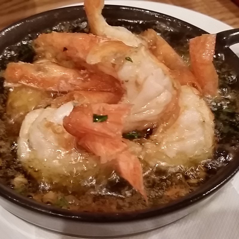 天使の海老のアヒージョ(肉バル デル・ソーレ 道頓堀店)