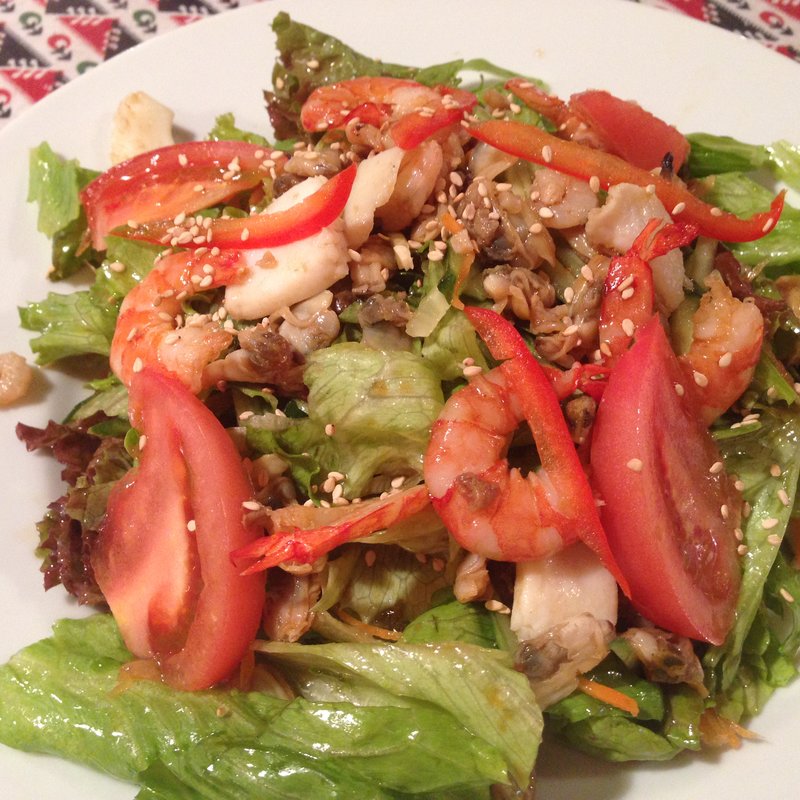 シーフードサラダ(アジア料理 くま☆さん （【旧店名】たら☆さん）)