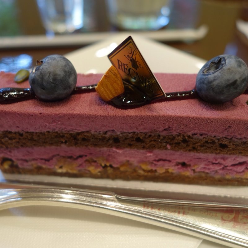 バトー カシス(レニエ デュノール)