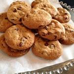 Fresh baked chocolate chip cookies(Manifest)