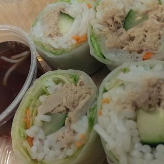 Tuma spring rolls(Fort Street Cafe)