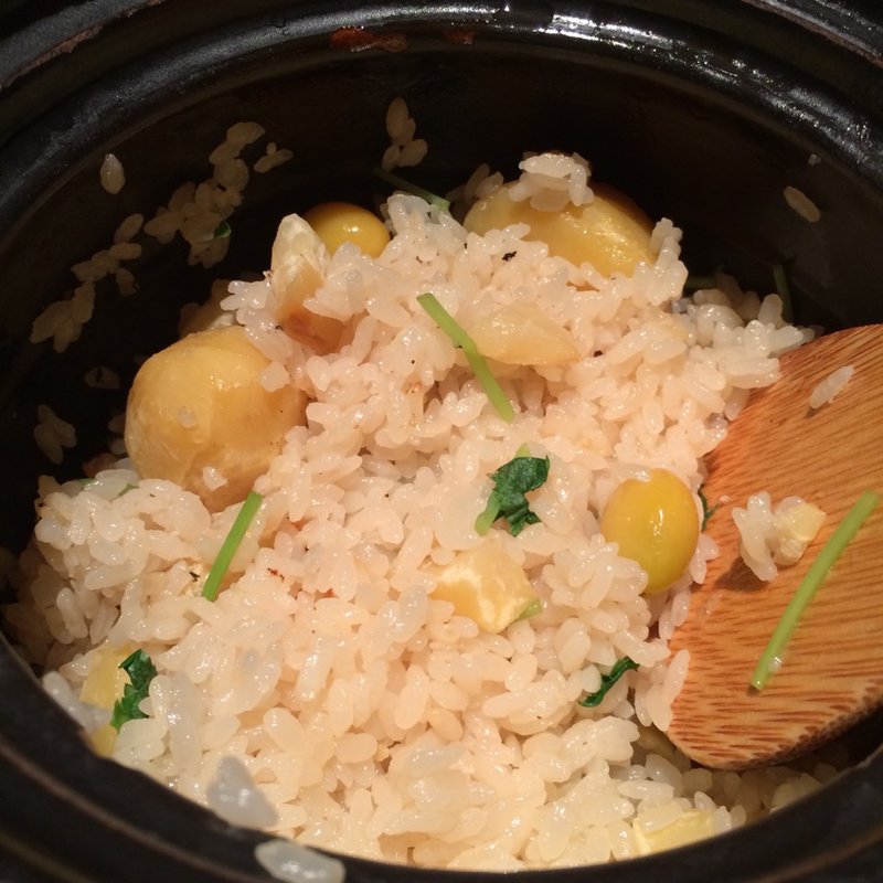 和栗とぎんなんの炊き込みご飯(もつ吉 本店)