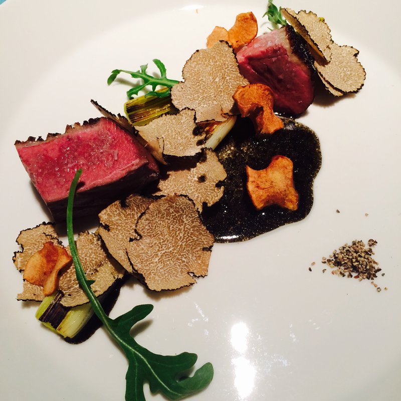 カモのフィレ トリュフ添え(フェネトレ )