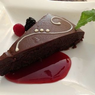 Flourless chocolate cake(HASR Bistro)