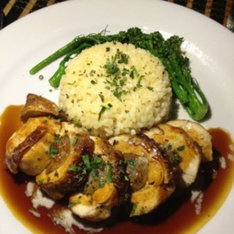 Roasted stuffed organic chicken (HASR Bistro)