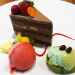 ケーキセット(ラ テラス カフェ エ デセール （La Terrasse Cafe et dessert）)