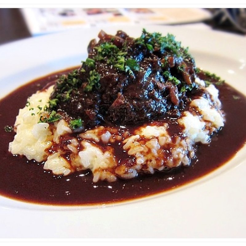 牛ほほ肉のとろとろ赤ワイン煮込み(ｄｉｎｉｎｇ・ｂａｒ Ｌｅａｆ)