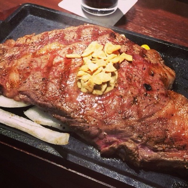 リブロースステーキ 300g(いきなり!ステーキ 銀座6丁目店)