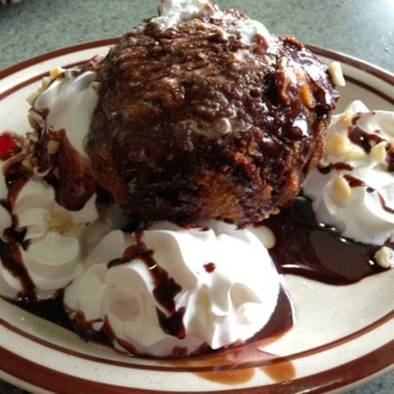 Hawaiian Fried Ice Cream(Wailana Coffee House)