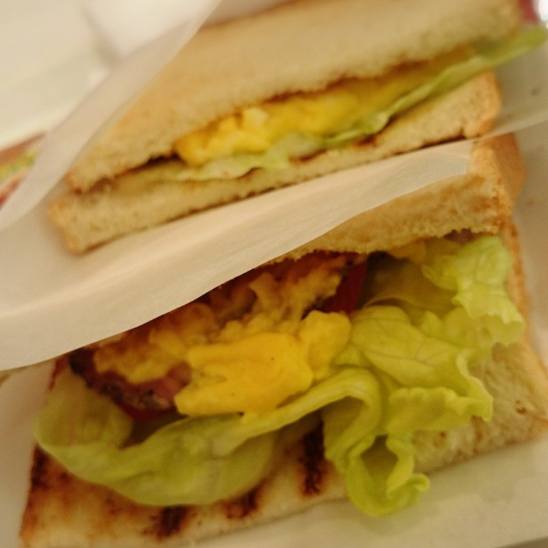 ふわふわタマゴサンド(カフェ・ド・クリエプラス千葉パルコ店)