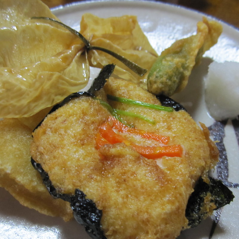 湯豆腐定食(西山艸堂 （せいざんそうどう）)