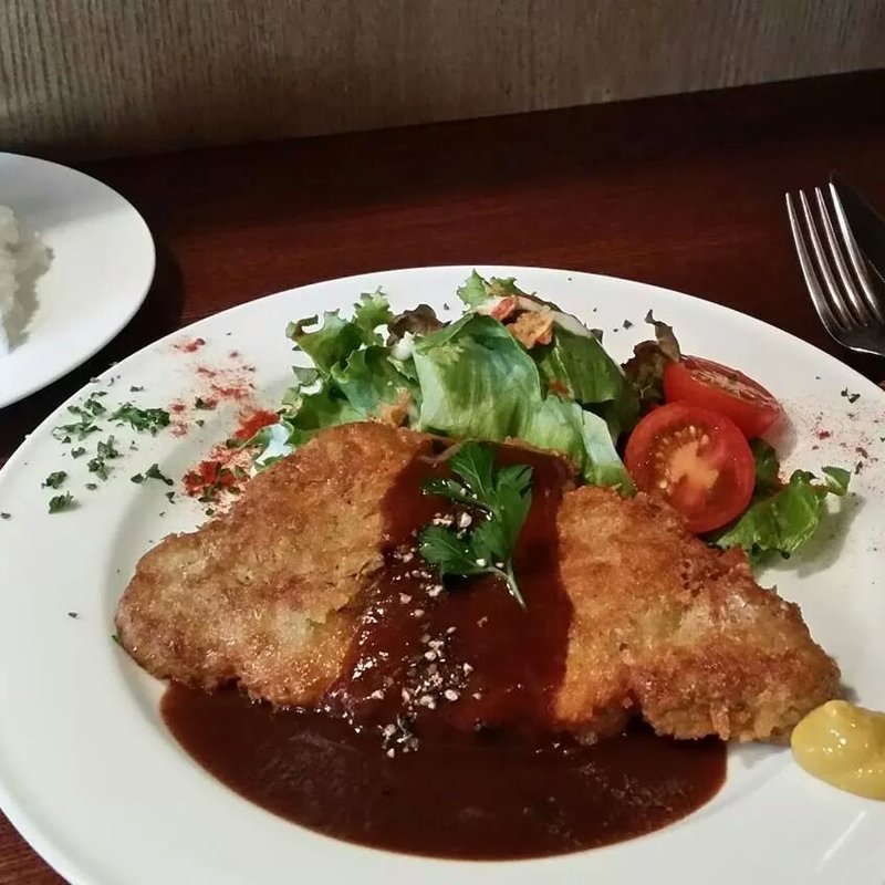 三元豚のカツレツ(ビストロオチアイ)