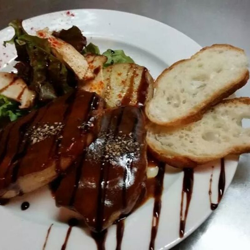 フォアグラのソテー(ビストロオチアイ)