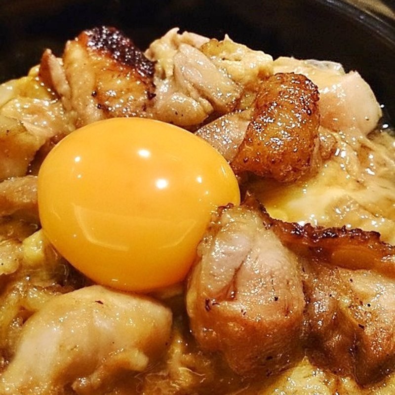 比内地鶏極上親子丼(秋田比内地鶏生産責任者の店 本家あべや 東京駅北町ダイニング店 )