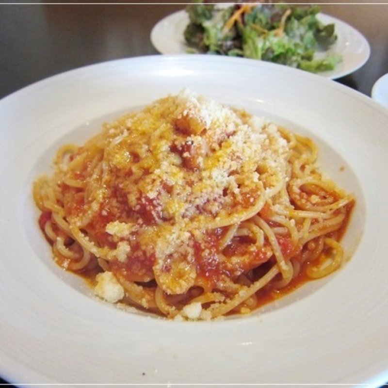 ベーコンとトマトソースのアマトリーチェ風(ラ ルピカイア 亀戸店)